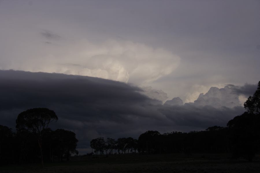 thunderstorm cumulonimbus_incus : 20km NNW of Lithgow, NSW   5 March 2007