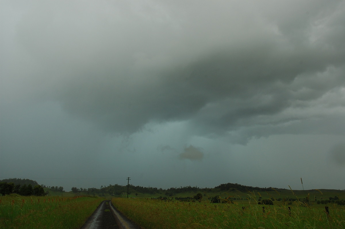 raincascade precipitation_cascade : NW of Lismore, NSW   8 March 2007