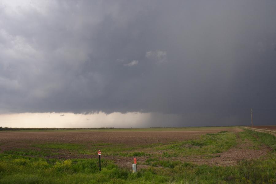 raincascade precipitation_cascade : SW of Seymour, Texas, USA   13 April 2007
