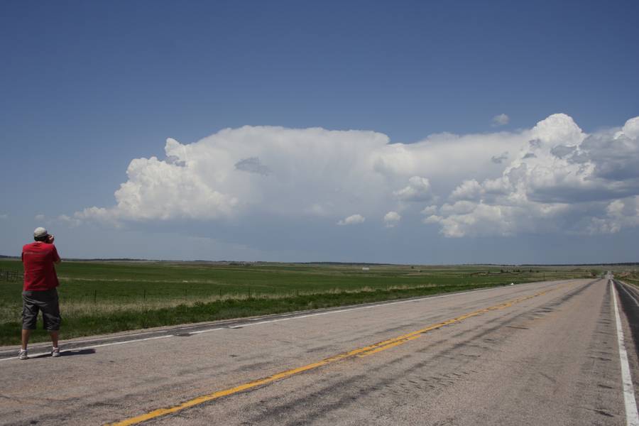 thunderstorm cumulonimbus_incus : N of Newcastle, Wyoming, USA   18 May 2007