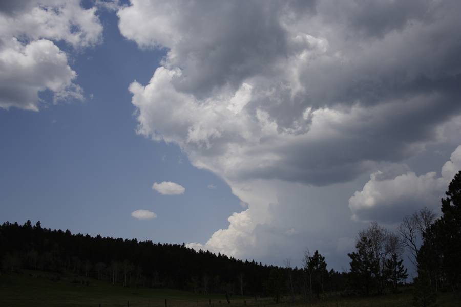 thunderstorm cumulonimbus_incus : Black Hills, South Dakota, USA   18 May 2007