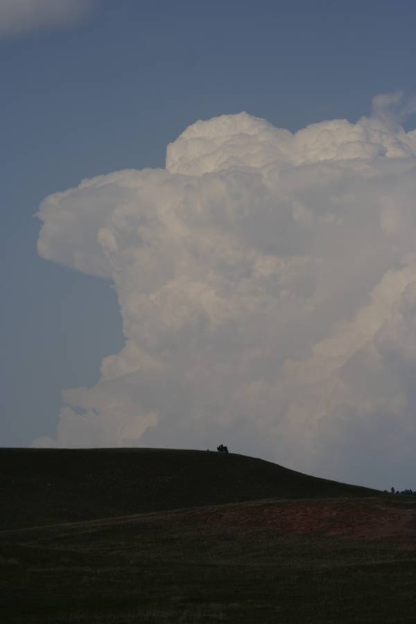 thunderstorm cumulonimbus_incus : Sundance, Wyoming, USA   18 May 2007