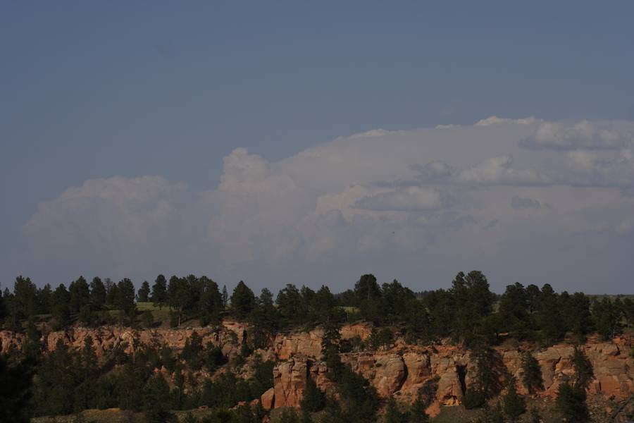 thunderstorm cumulonimbus_incus : near Devil's Tower, Wyoming, USA   18 May 2007