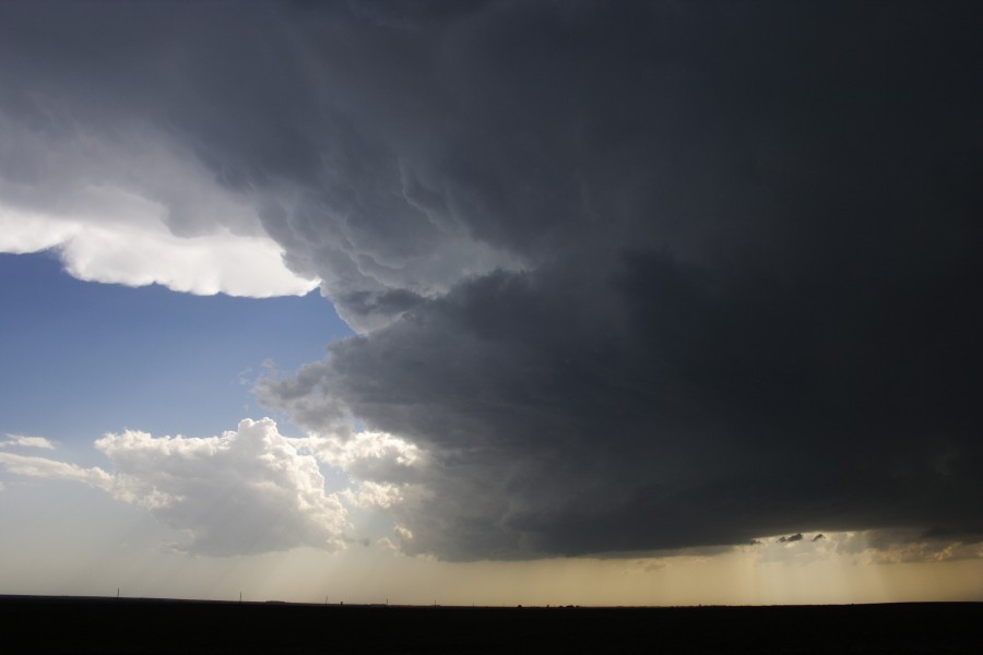 cumulonimbus thunderstorm_base : W of WaKeeney, Kansas, USA   22 May 2007