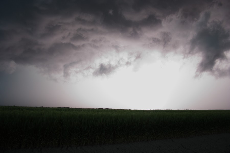 cumulonimbus thunderstorm_base : N of Ogallah, Kansas, USA   22 May 2007
