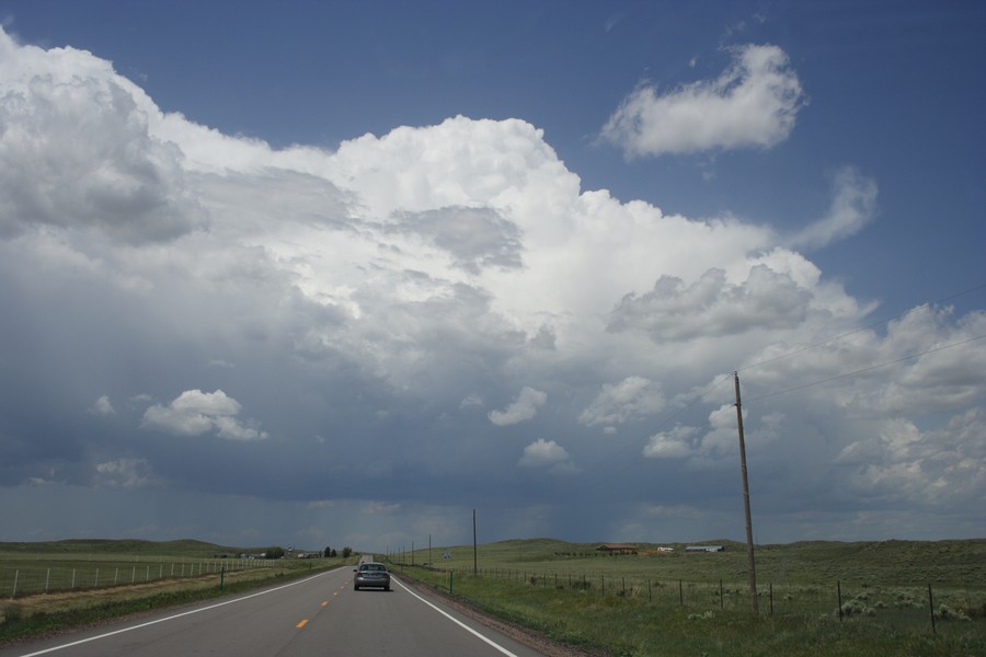 thunderstorm cumulonimbus_incus : S of Holyoke, Colorado, USA   27 May 2007