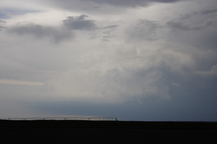 thunderstorm cumulonimbus_incus : N of Benkelman, USA   27 May 2007
