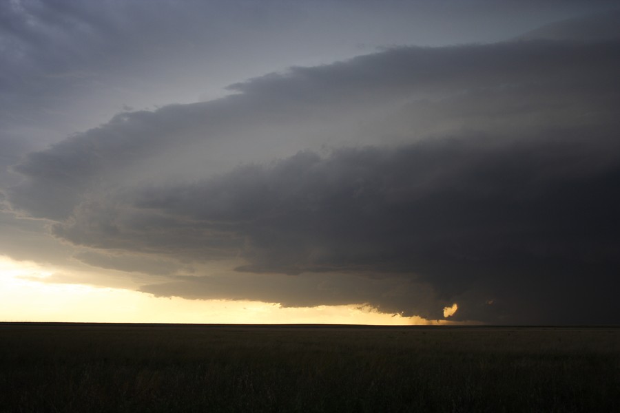 shelfcloud shelf_cloud : E of Keyes, Oklahoma, USA   31 May 2007