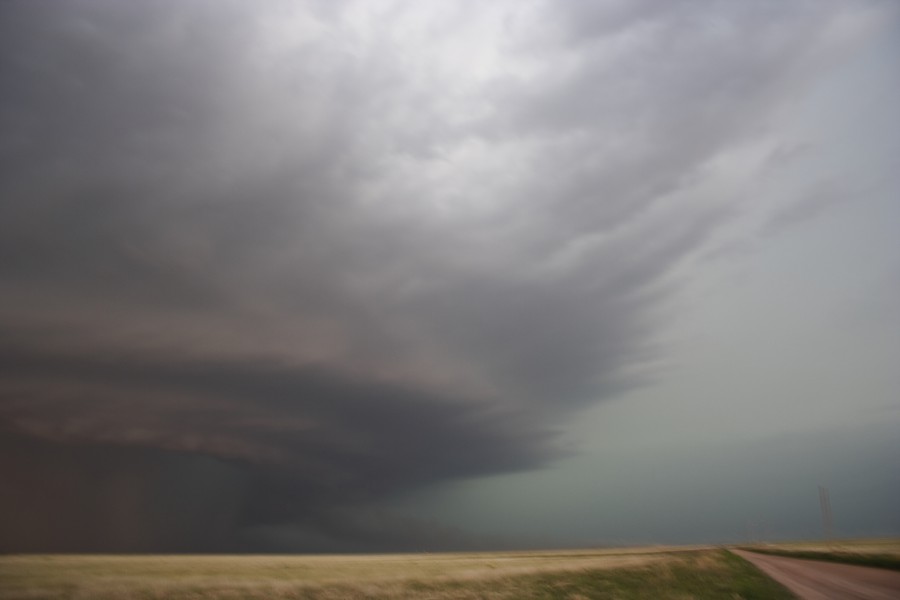 cumulonimbus thunderstorm_base : E of Keyes, Oklahoma, USA   31 May 2007