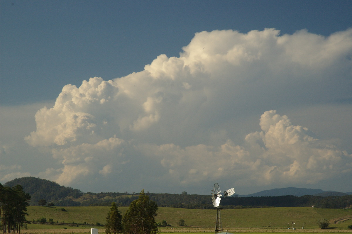 thunderstorm cumulonimbus_incus : near Kyogle, NSW   6 October 2007