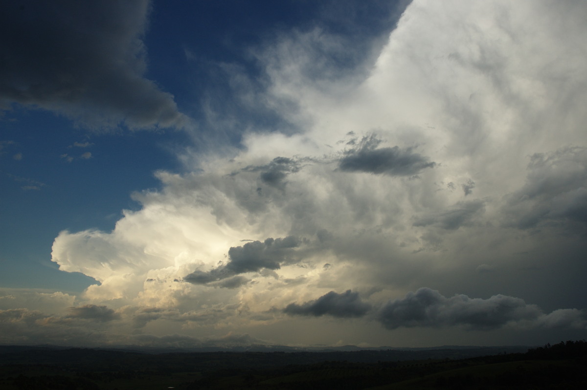 cumulonimbus supercell_thunderstorm : McLeans Ridges, NSW   8 October 2007