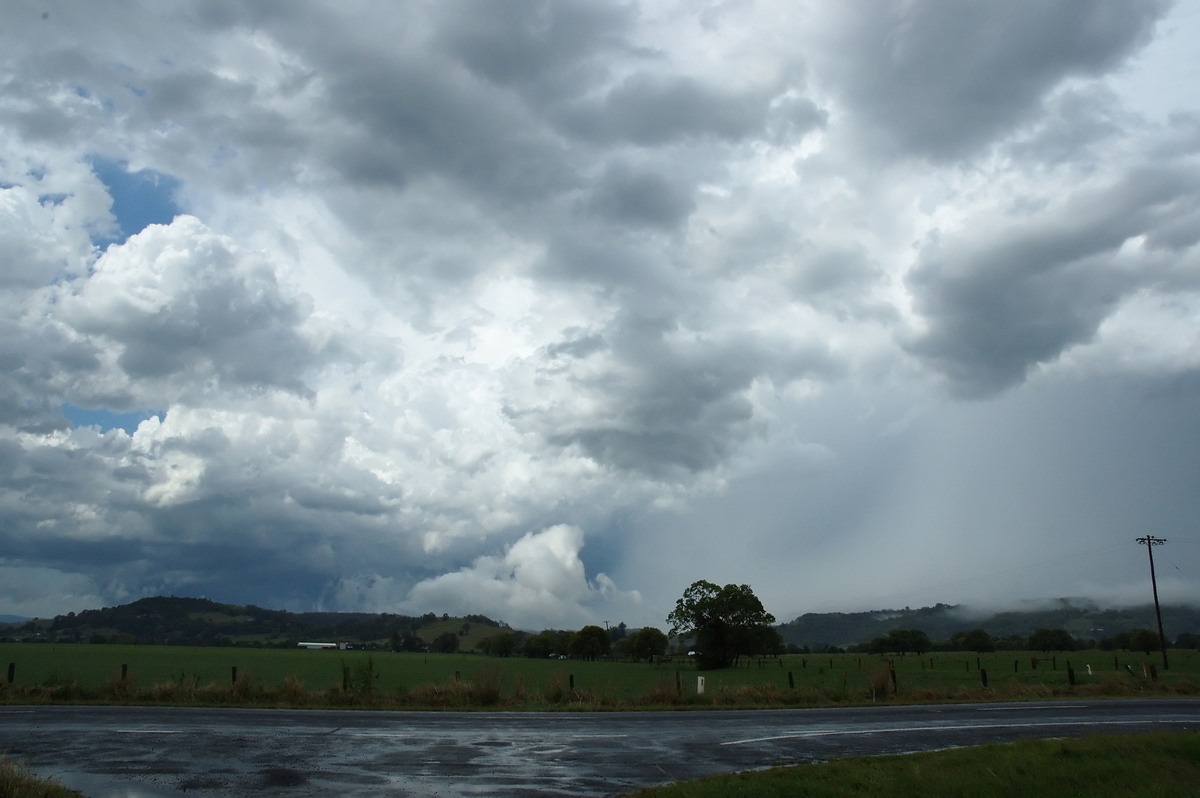 thunderstorm cumulonimbus_incus : South Lismore, NSW   9 October 2007