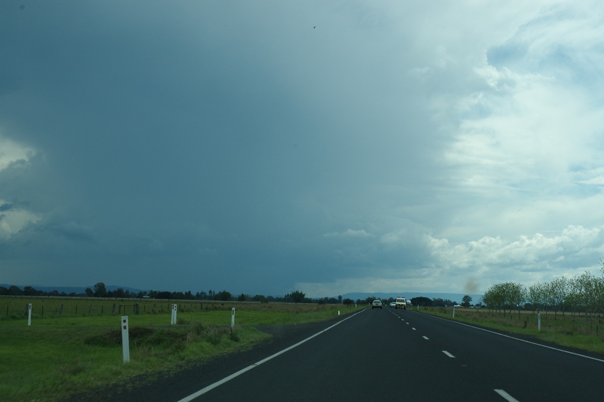 thunderstorm cumulonimbus_incus : McKees Hill, NSW   11 October 2007