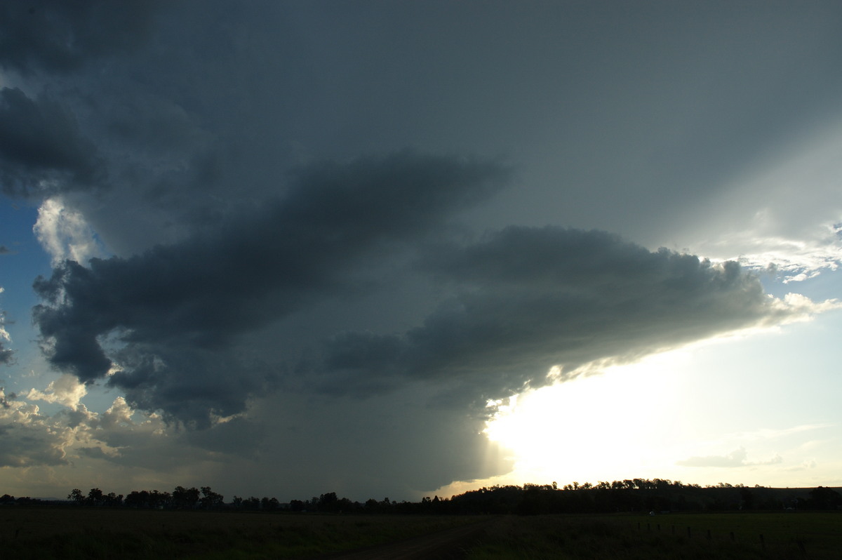thunderstorm cumulonimbus_incus : near Kyogle, NSW   30 October 2007
