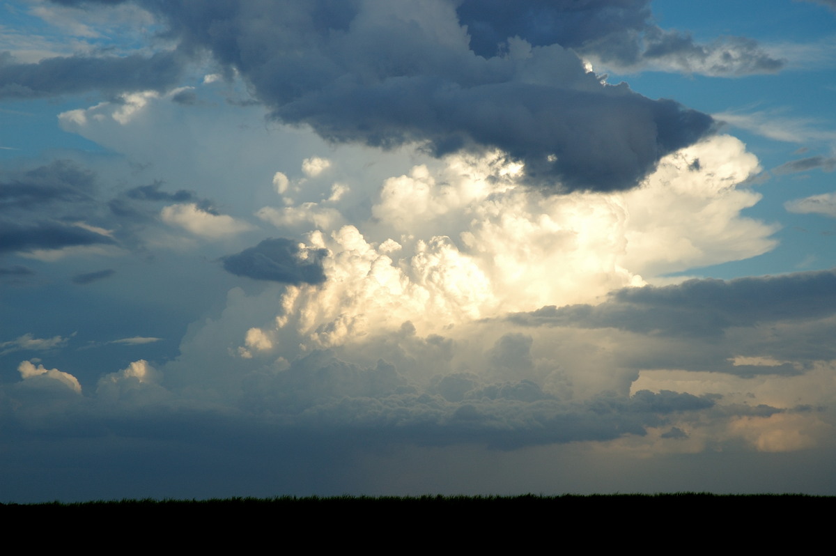 thunderstorm cumulonimbus_incus : near Wardell, NSW   4 November 2007