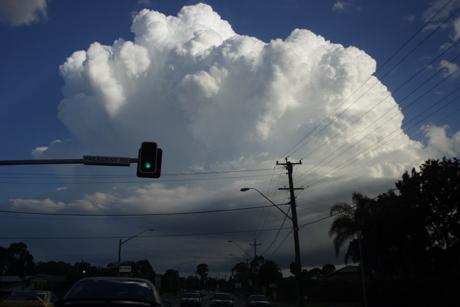 updraft thunderstorm_updrafts : Kellyville, NSW   29 March 2008