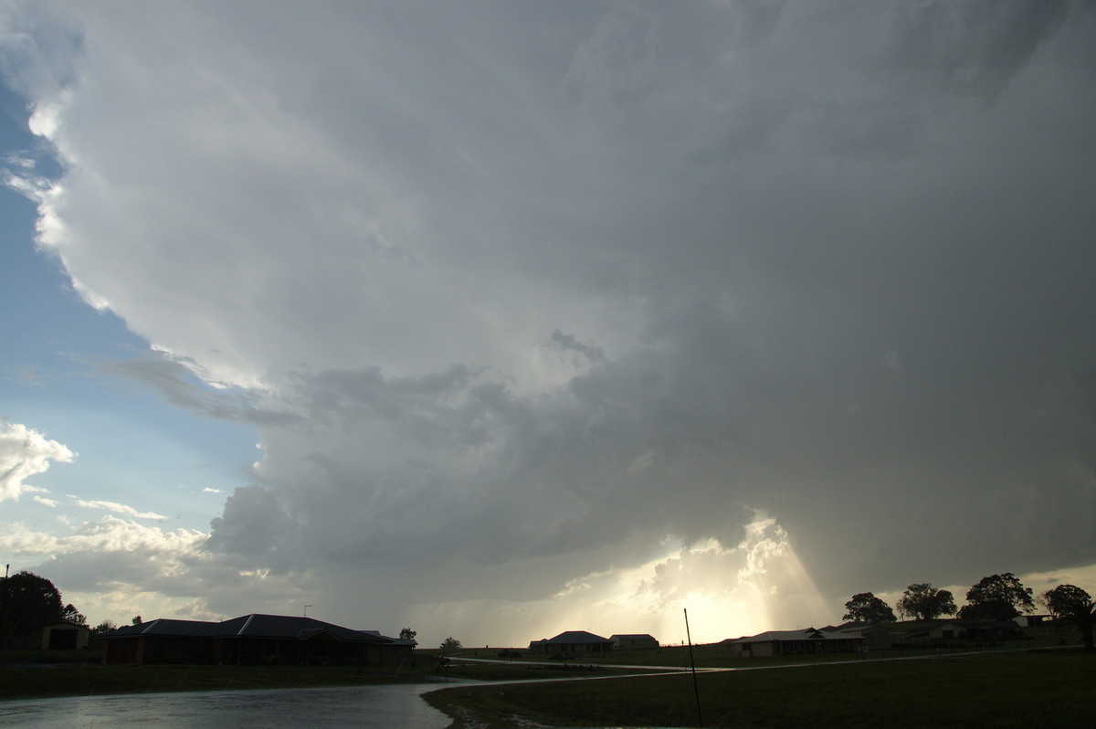 thunderstorm cumulonimbus_incus : near Casino, NSW   20 September 2008