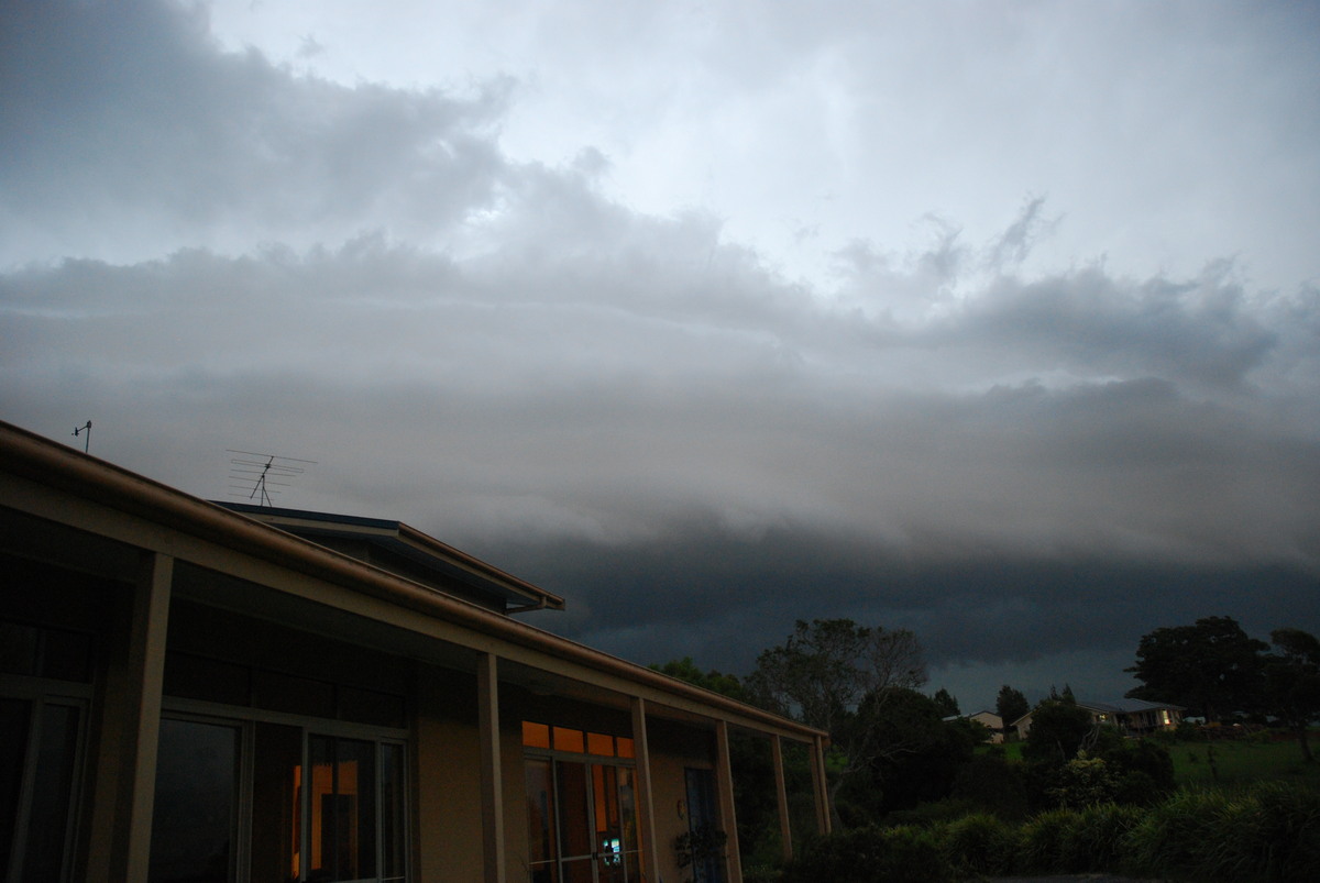 shelfcloud shelf_cloud : McLeans Ridges, NSW   18 December 2008