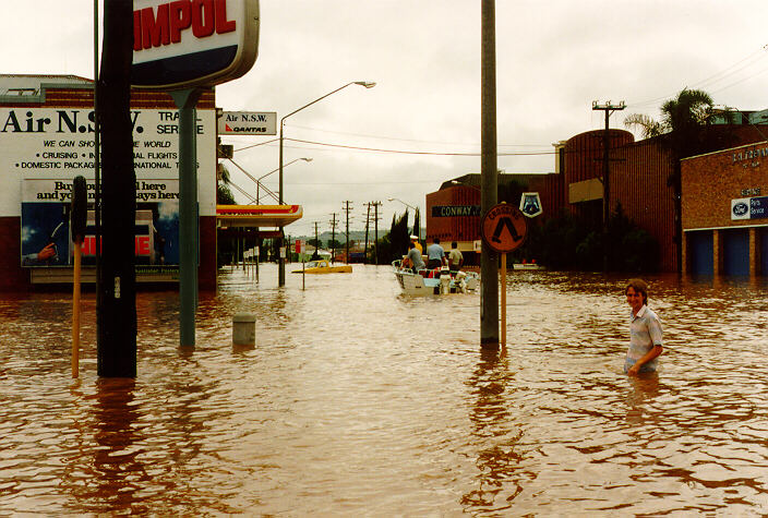 flashflooding flood_pictures : Lismore, NSW   11 May 1987