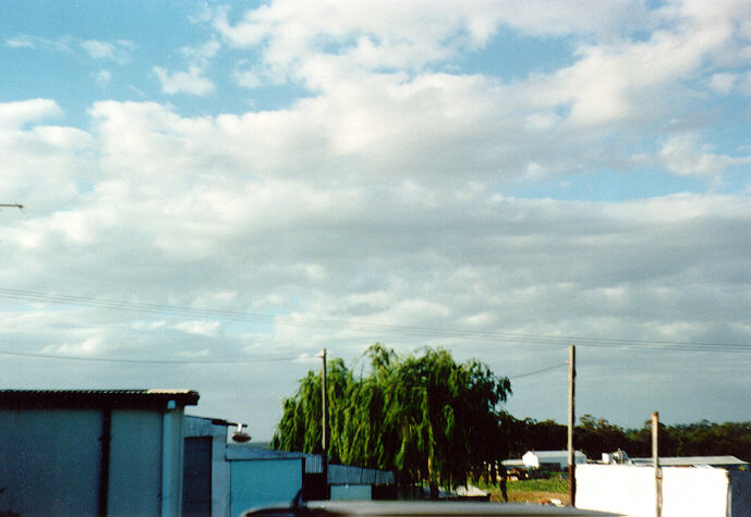 stratocumulus stratocumulus_cloud : Schofields, NSW   16 December 1989