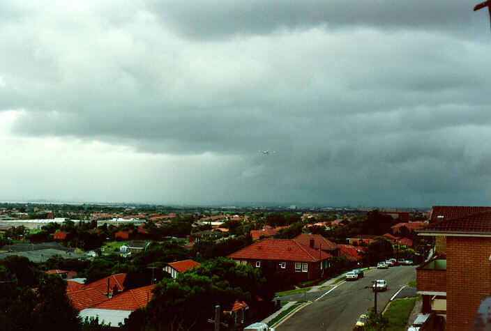 stratocumulus stratocumulus_cloud : Coogee, NSW   10 February 1990