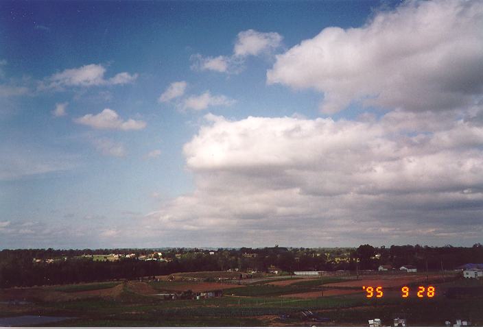 cumulus humilis : Schofields, NSW   28 September 1995