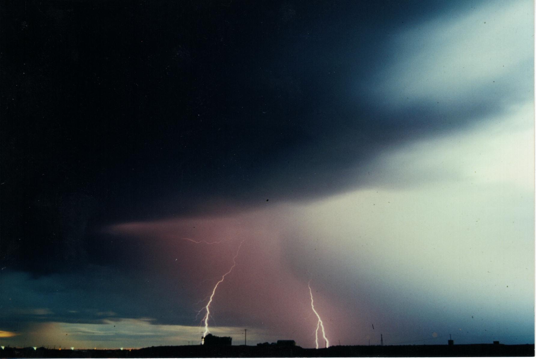 contributions received : Coober Pedy, SA<BR>Photo by Todd Authur   1 December 1996
