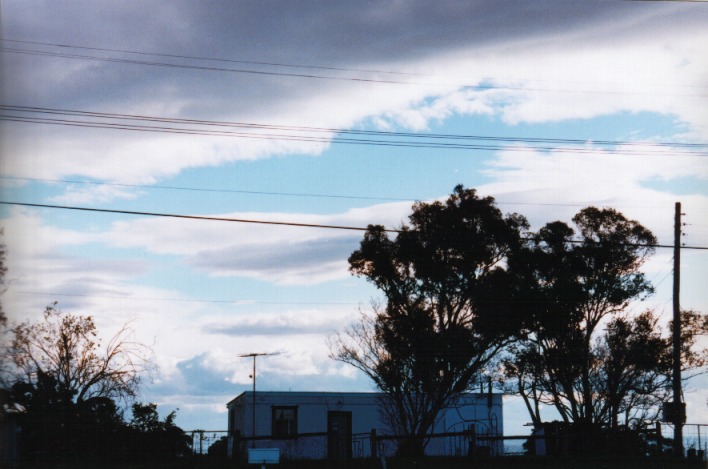 altocumulus lenticularis : Schofields, NSW   18 July 1999