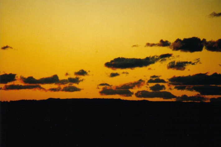sunset sunset_pictures : McLeans Ridges, NSW   27 May 2000