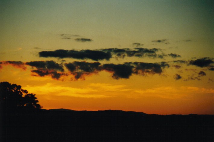 cumulus humilis : McLeans Ridges, NSW   24 June 2000