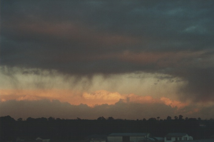 thunderstorm cumulonimbus_calvus : Schofields, NSW   16 August 2000