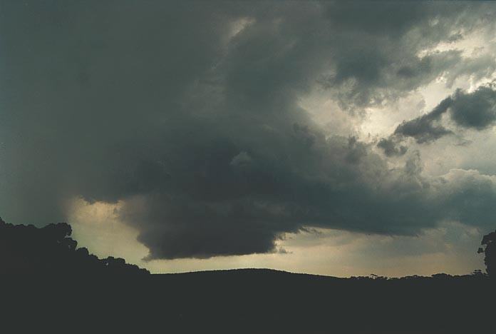 cumulonimbus supercell_thunderstorm : E of Oberon, NSW   7 January 2001