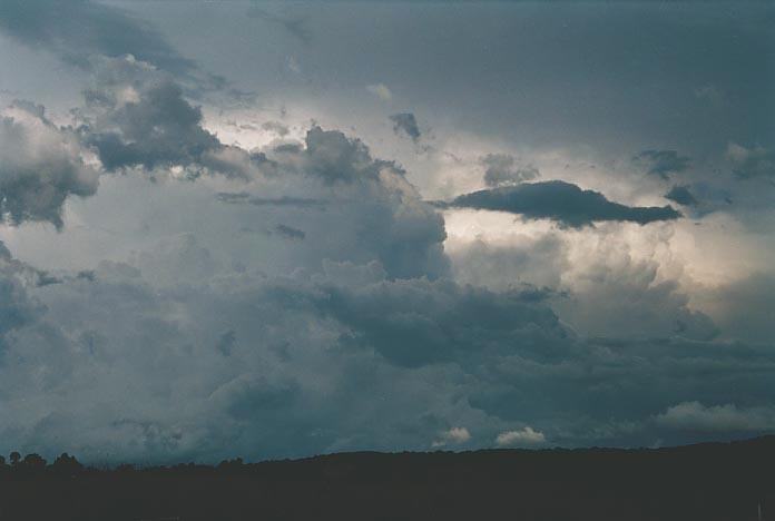 cumulonimbus supercell_thunderstorm : Wongwibinda, NSW   17 January 2001