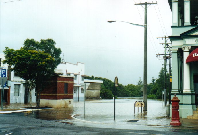 flashflooding flood_pictures : Lismore, NSW   2 February 2001