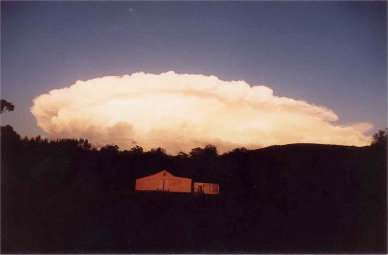 contributions received : 60km W of Tamworth, NSW<BR>Photo by Geoff Norris   13 October 2002