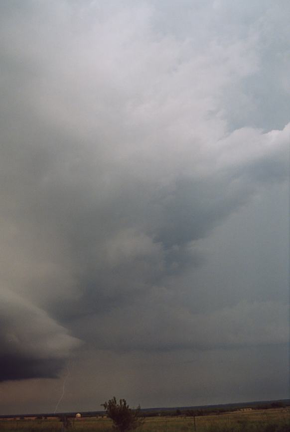 cumulonimbus thunderstorm_base : S of Olney, Texas, USA   12 June 2003