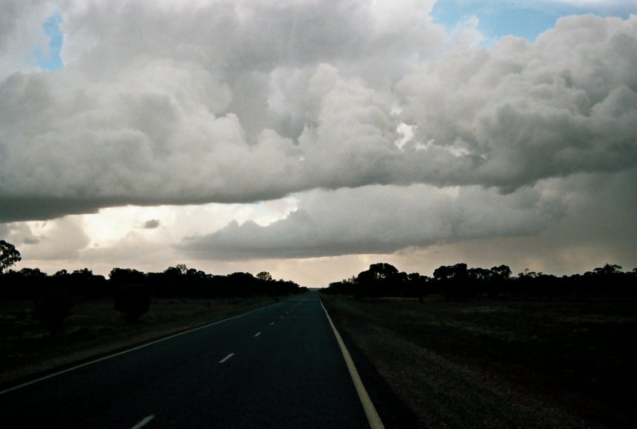 contributions received : W of Cobar, NSW<BR>Photo by Brett Vilnis   1 October 2003