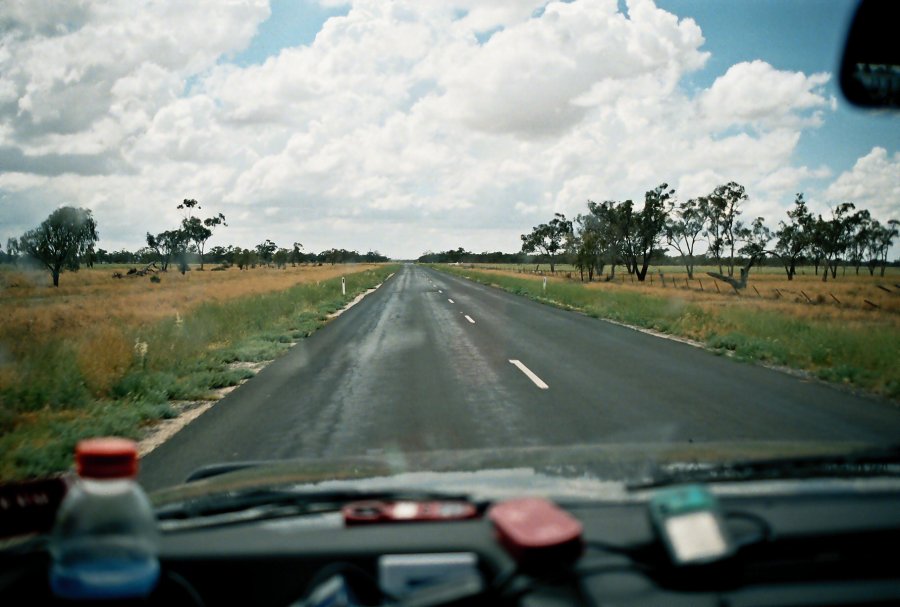 contributions received : E of Bourke, NSW<BR>Photo by Brett Vilnis   2 October 2003