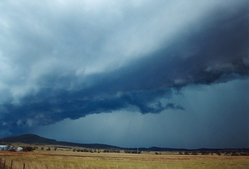 raincascade precipitation_cascade : E of Mullaley, NSW   22 November 2003