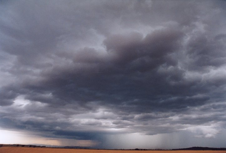 contributions received : SW of Quirindi, NSW<BR>Photo by Geoff Thurtell   10 January 2004
