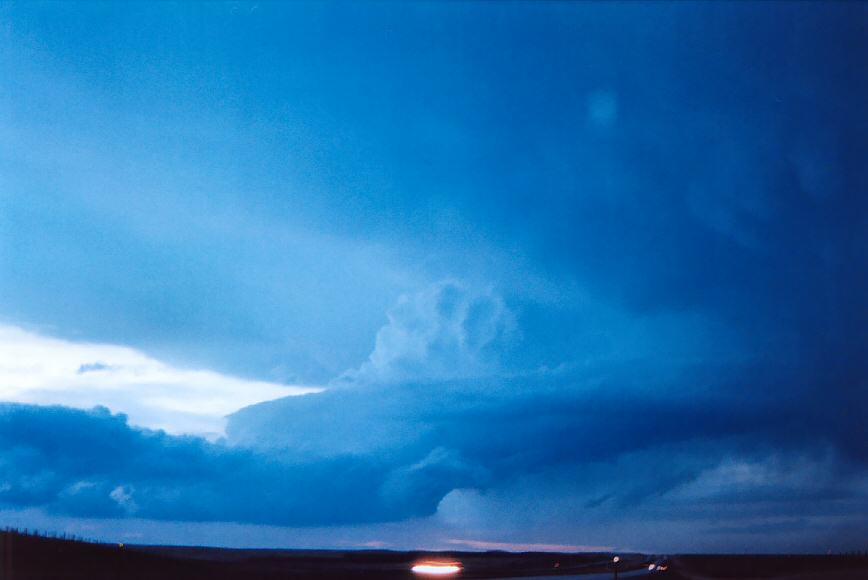 cumulonimbus supercell_thunderstorm : Cheyenne, Wyoming, USA   10 May 2004
