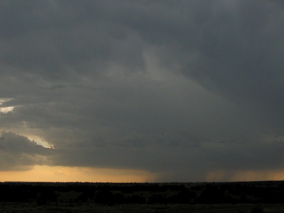 cumulonimbus supercell_thunderstorm : near Variadero, New Mexico, USA   25 May 2005
