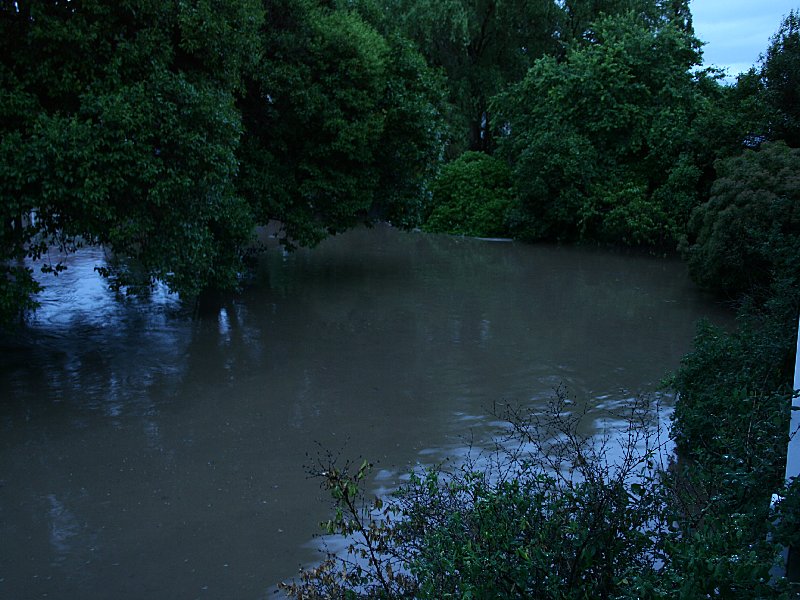flashflooding flood_pictures : Molong, NSW   8 November 2005