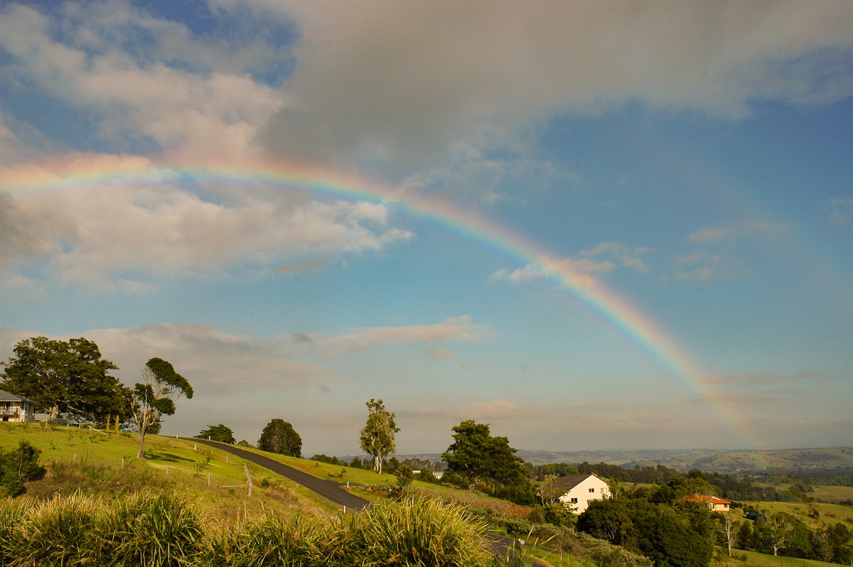 rainbow rainbow_pictures : McLeans Ridges, NSW   17 November 2005