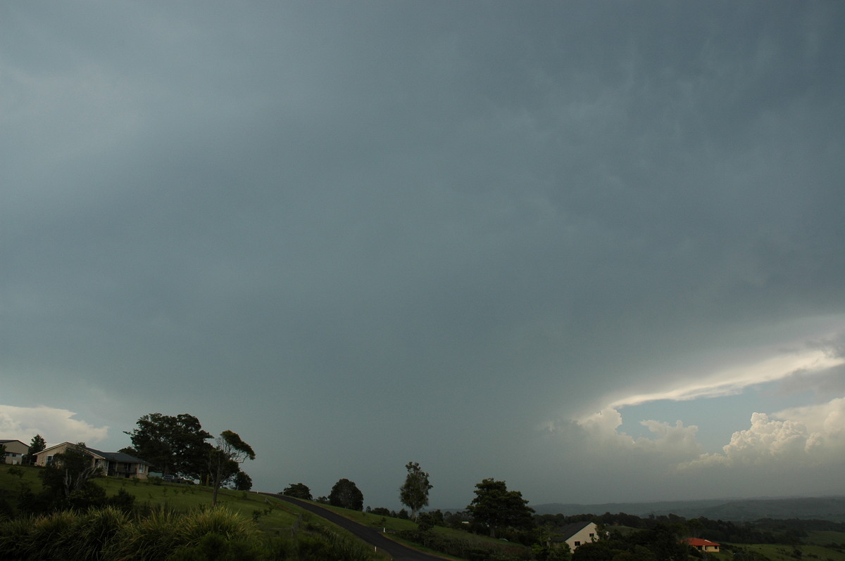 cumulonimbus supercell_thunderstorm : McLeans Ridges, NSW   25 December 2005