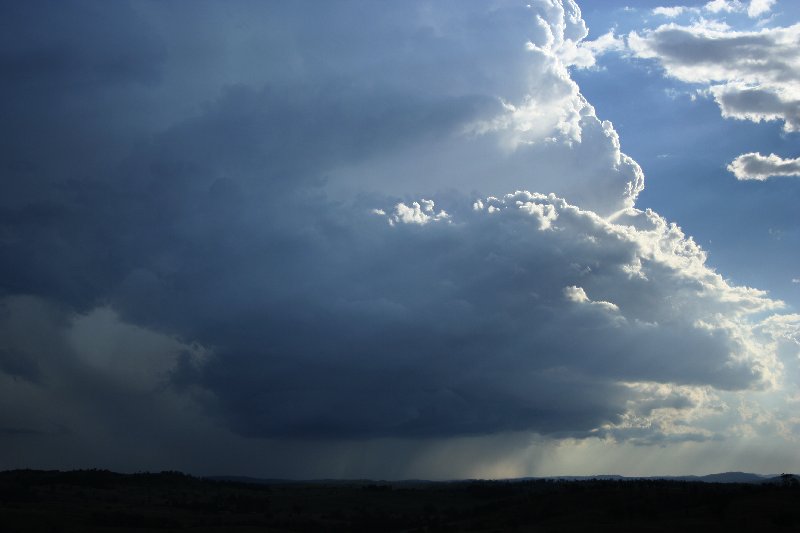 thunderstorm cumulonimbus_incus : near Yarraman, Qld   26 December 2005
