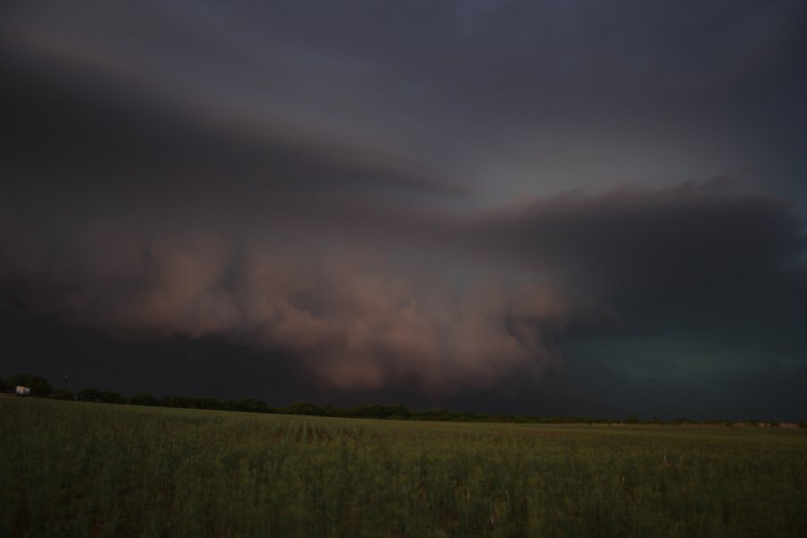 wallcloud thunderstorm_wall_cloud : Jayton, Texas, USA   3 May 2006