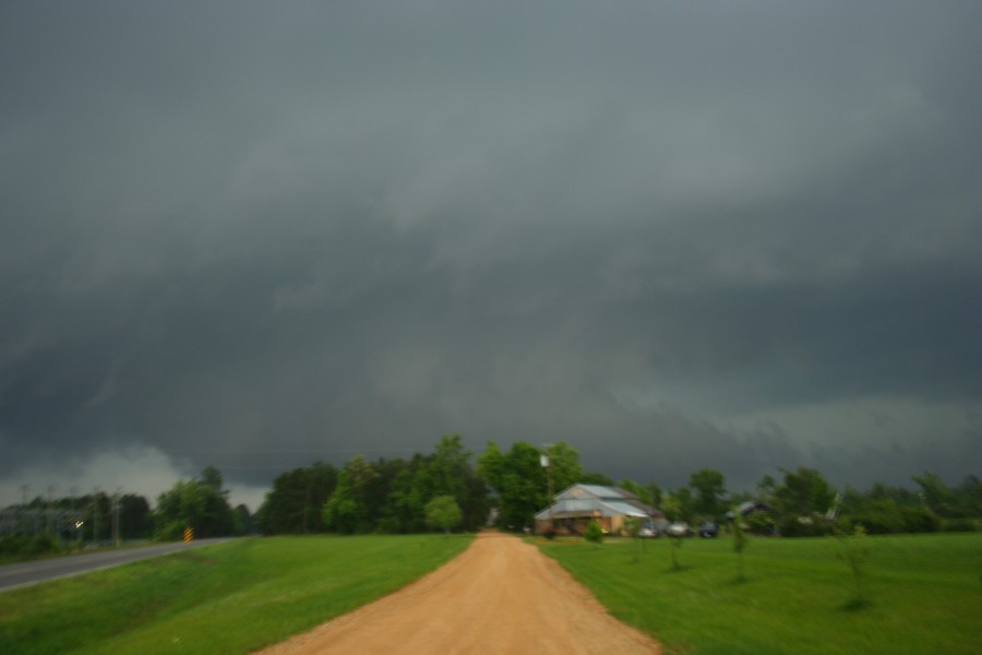 cumulonimbus supercell_thunderstorm : Brookhaven, Mississipi, USA   10 May 2006
