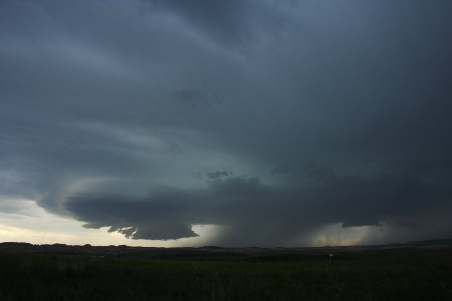 cumulonimbus thunderstorm_base : E of Billings, Montana, USA   8 June 2006