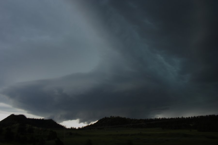 cumulonimbus supercell_thunderstorm : E of Billings, Montana, USA   8 June 2006